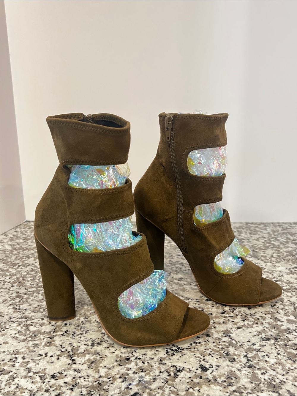 Steve Madden Suede Cutout Peep Toe Block Heel Booties Size 7